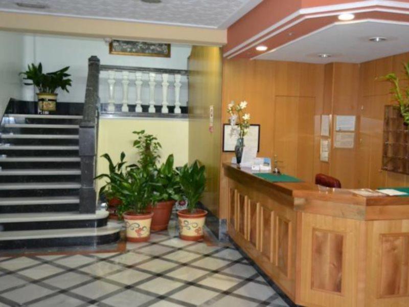Hotel Central 兰哈龙 外观 照片